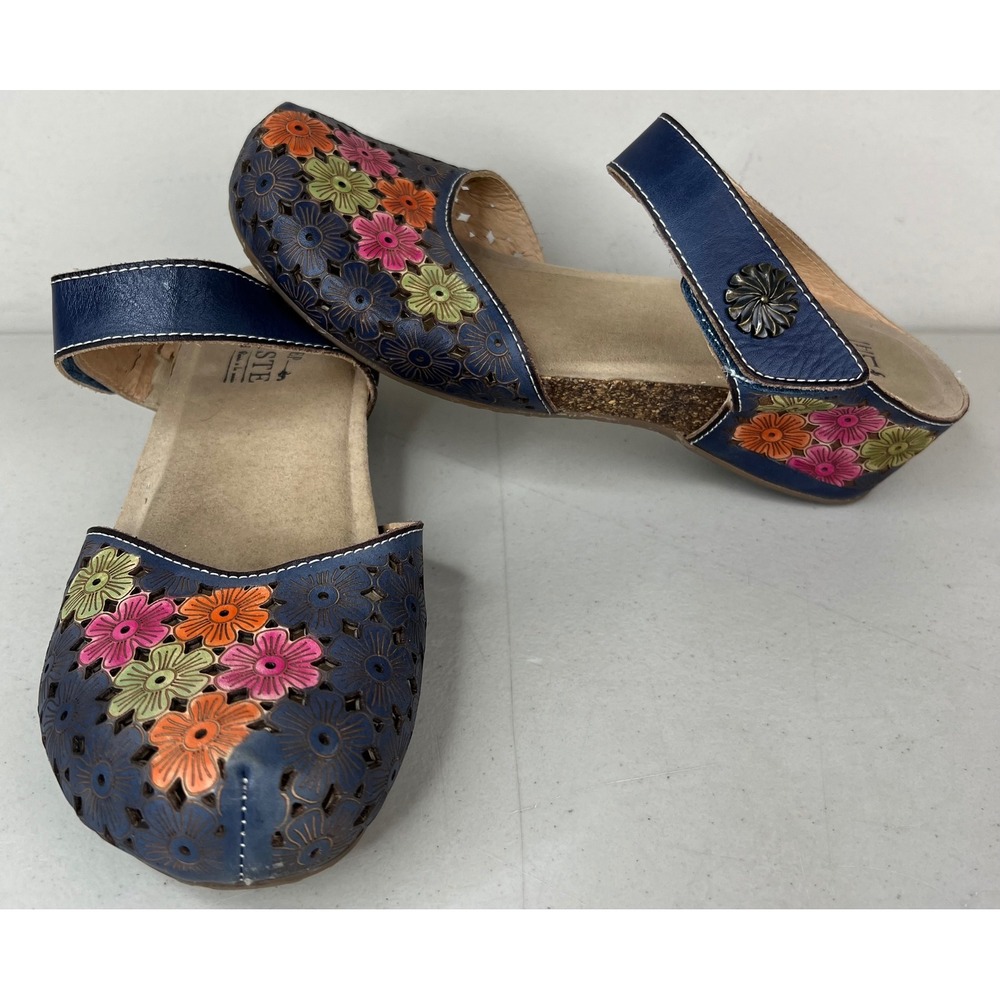 L'artiste Spring Step Spice Bloom Floral Cutouts Mary Jane Leather Clogs 7.5